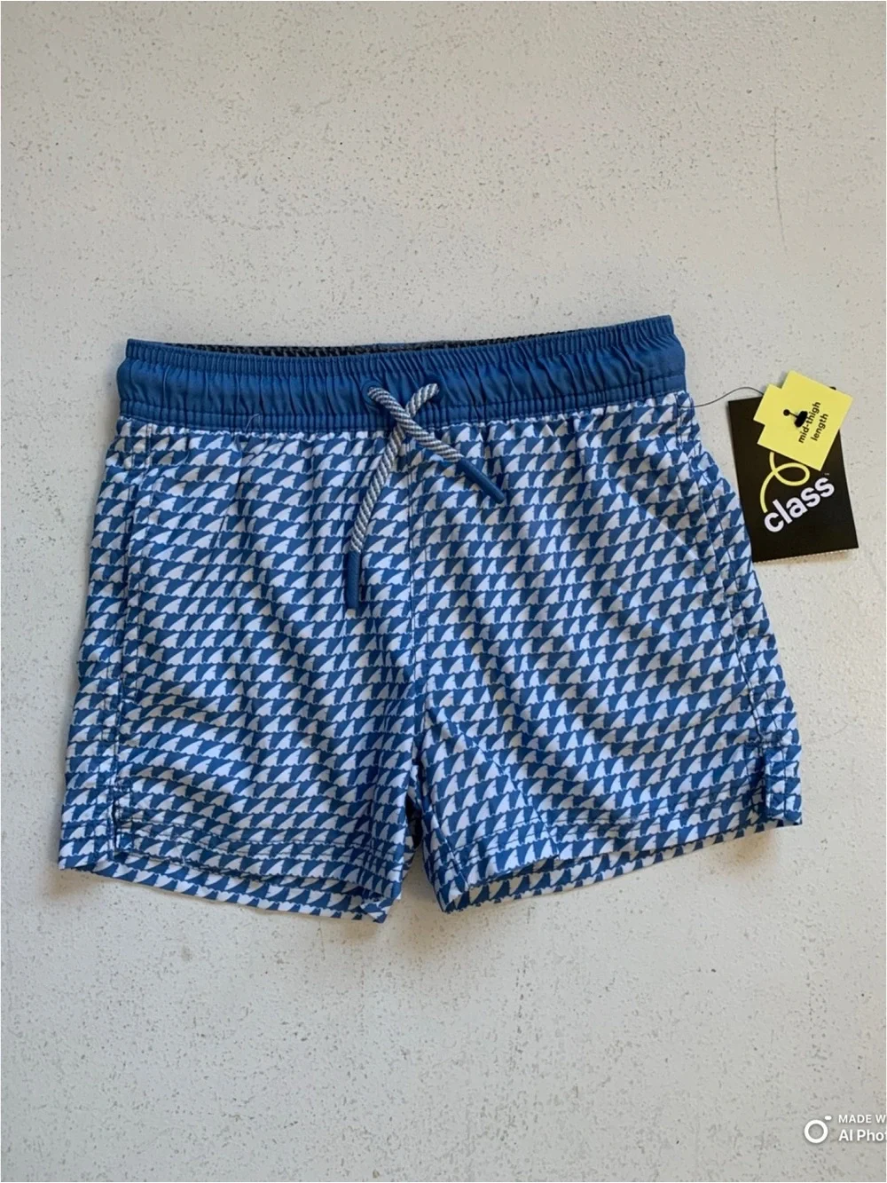 Art Class Boys Blue Shark Fin Swim Trunks Swimsuit Size XS NWT Beach Swim